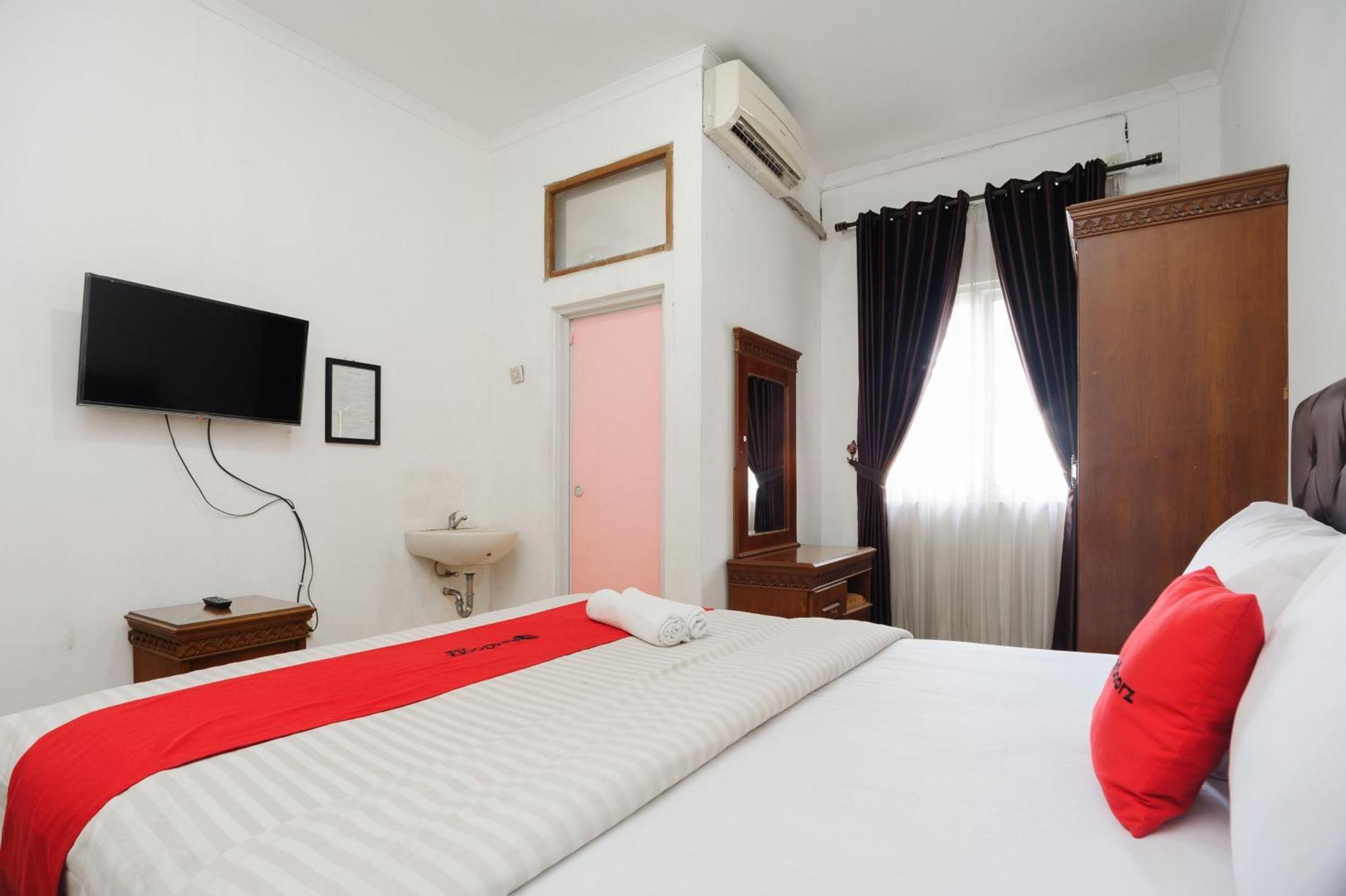 Reddoorz Syariah Near Aeon Mall Tanjung Barat Jakarta Extérieur photo