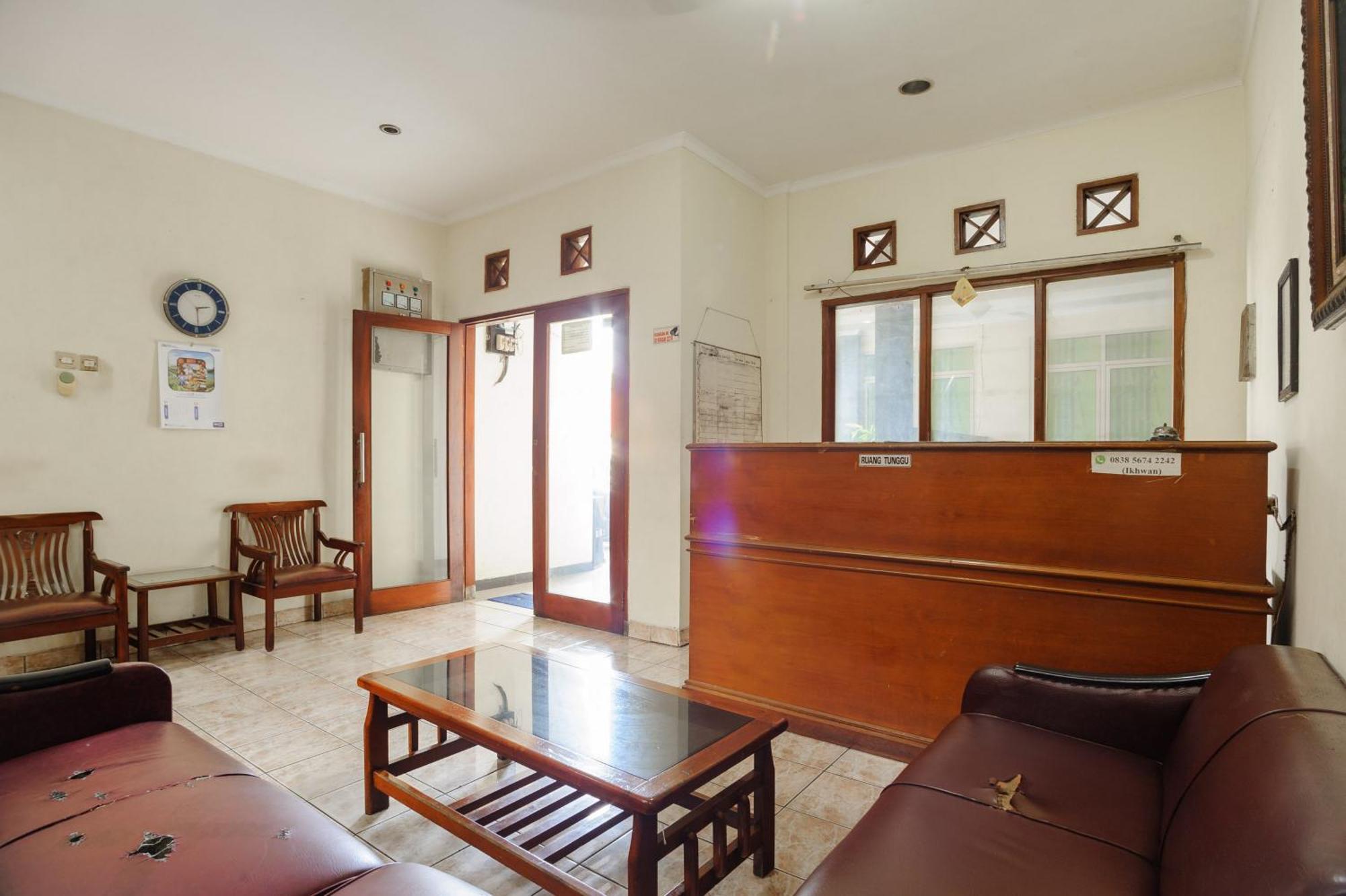 Reddoorz Syariah Near Aeon Mall Tanjung Barat Jakarta Extérieur photo