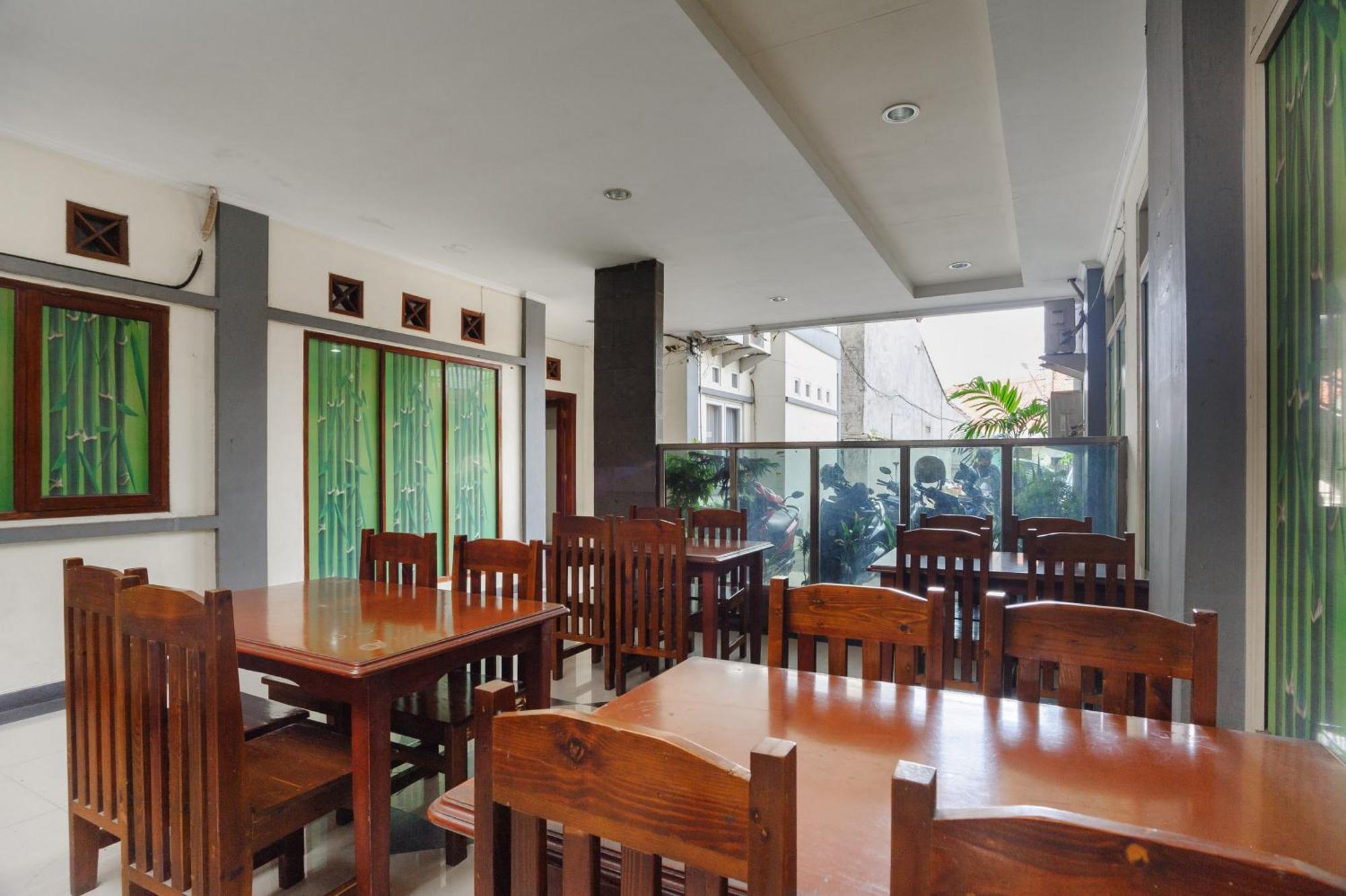 Reddoorz Syariah Near Aeon Mall Tanjung Barat Jakarta Extérieur photo